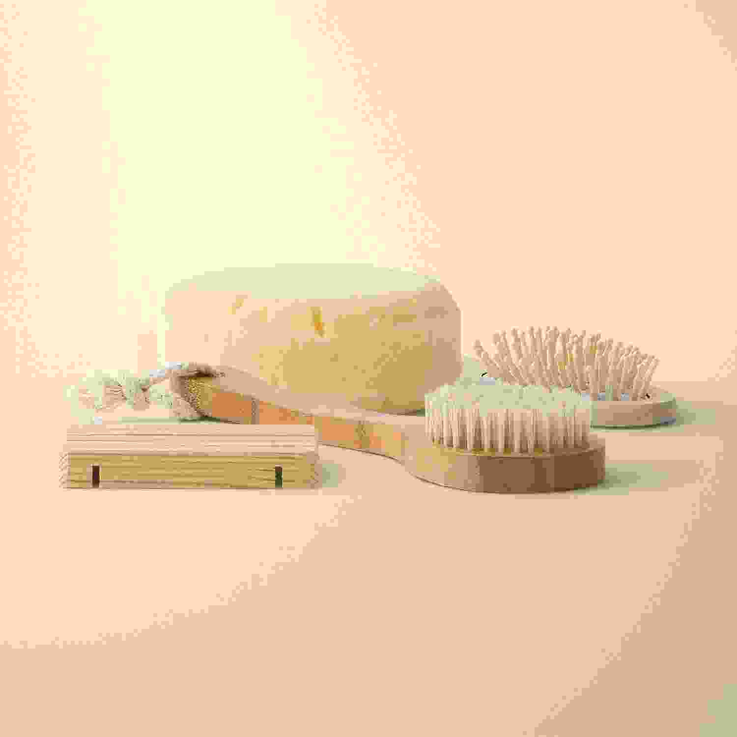 wood comb and yoga sponge wood comb and yoga sponge